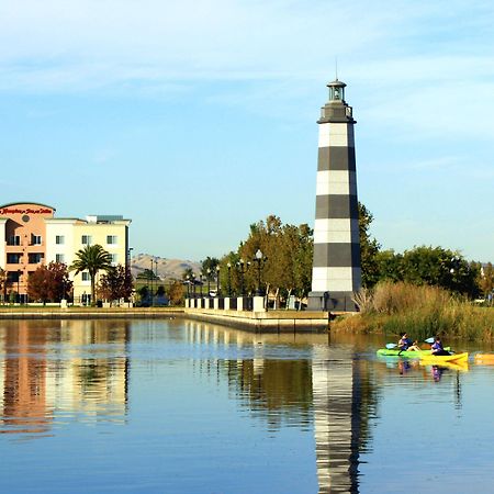 Hampton Inn & Suites Suisun City Waterfront Exterior foto